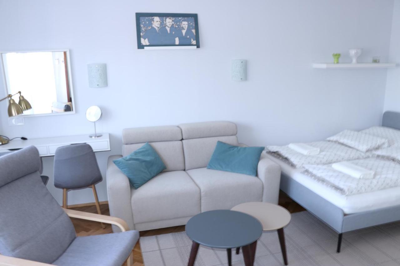 Petofi Apartman Apartment Szeged Exterior photo